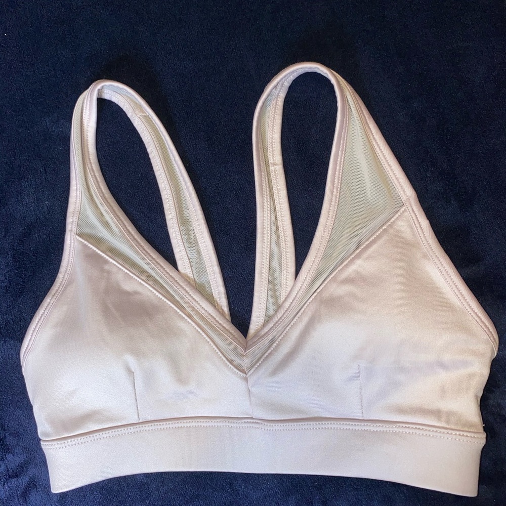 Women’s F21 Light Pink Sports Bra